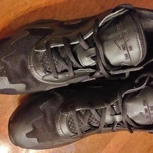 NIKE SIZE 11 Men's Nike Air Zoom Division Running Shoe Sneaker Triple Black